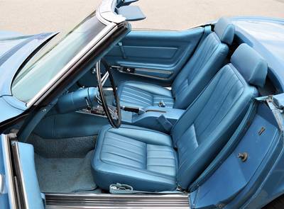 Corvette Stingray Convertible 350hp