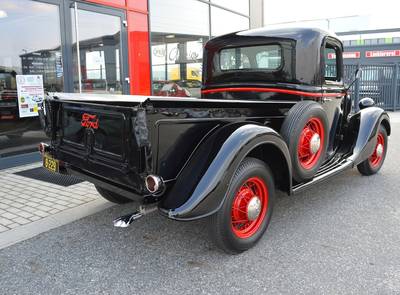 Ford Pickup V8 Flathead