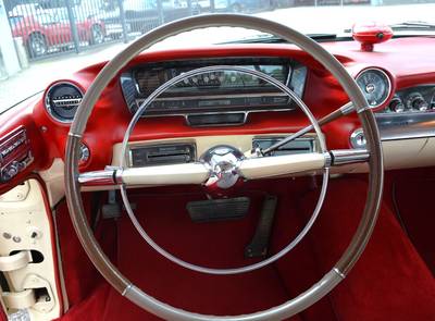 Cadillac Sedan DeVille 390cui V8