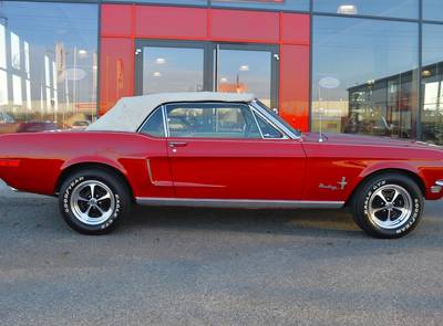 Ford Mustang V8 Cabrio