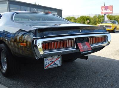 Dodge Charger SE 360cui V8