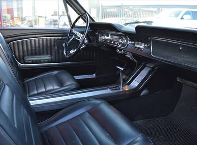Ford Mustang V8 Convertible