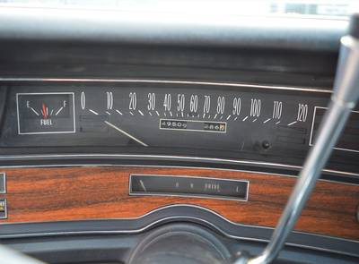 Cadillac Fleetwood Seventy-Five,  9 - Passenger
