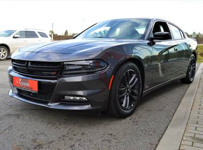 Dodge Charger SXT Plus Allrad