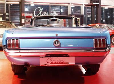 Ford Mustang V8 Cabrio