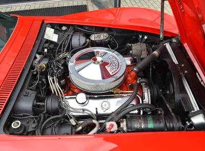 Corvette Stingray 454cui 365hp frame-off