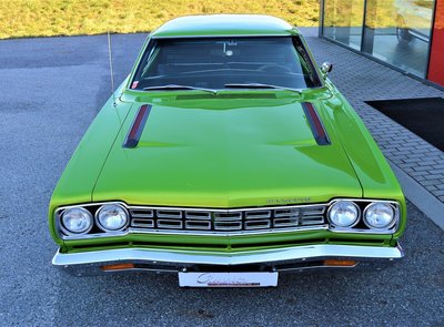 Plymouth Road Runner 383cui Big Block