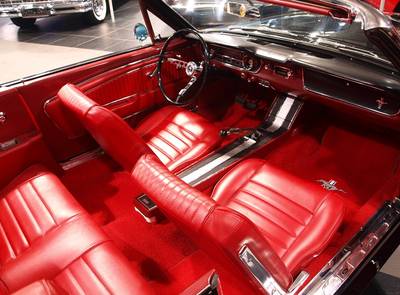 Ford Mustang 260 V8