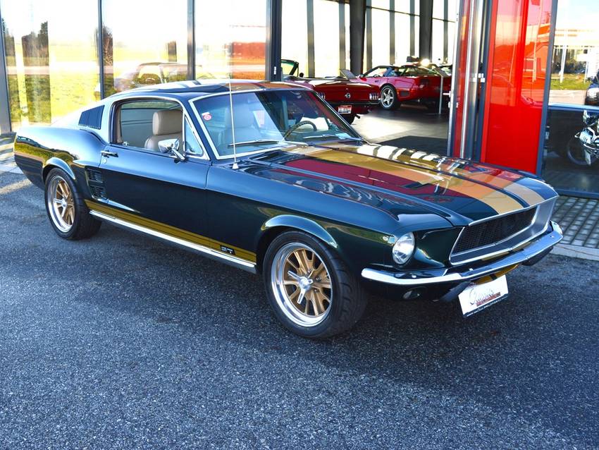 Ford Mustang Fastback 302 Resto-Mod