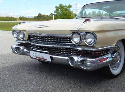 Cadillac Sedan DeVille 390cui V8