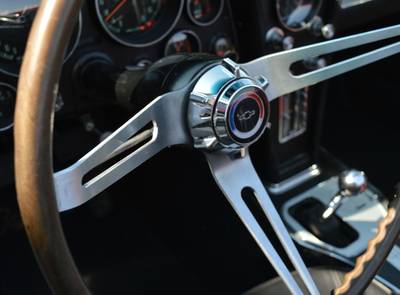 Corvette C2 Sting Ray 327cui V8