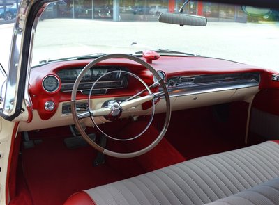 Cadillac Sedan DeVille 390cui V8