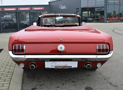 Ford Mustang GT K-Code Cobra V8