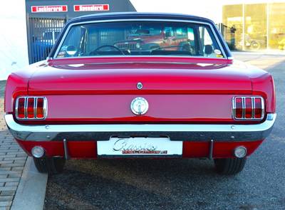 Ford Mustang Coupe 289 V8