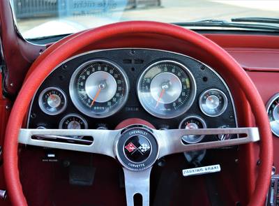 Corvette Sting Ray C2 Cabrio 300hp