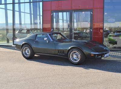 Corvette Stingray C3, 427cui 390hp Big Block