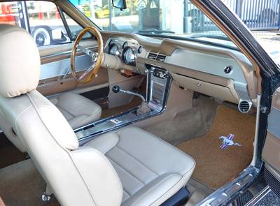 Ford Mustang Fastback 302 Resto-Mod