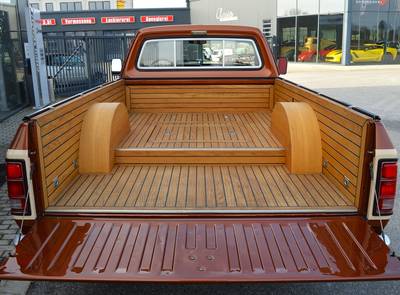 Dodge D150 Ram Frame-Off, 390cui, Air Ride