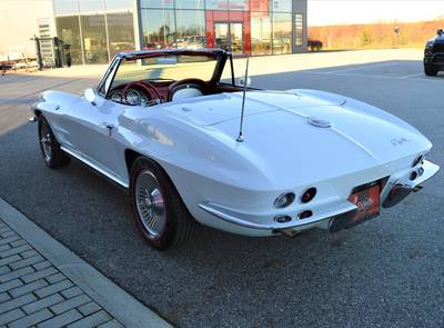 Corvette Sting Ray C2 Cabrio 300hp