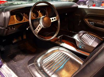 Plymouth Cuda 440 "Six-Pack"
