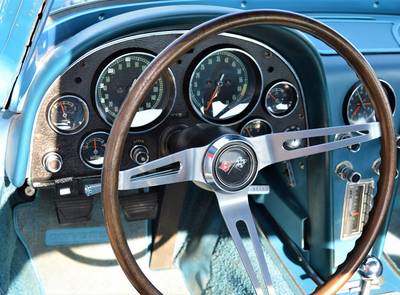 Corvette C2 Stingray 350hp L79